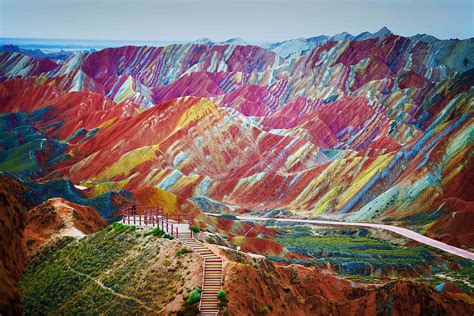 where are the rainbow mountains in china